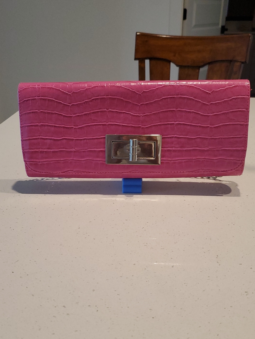 Pink Croc-Texture Clutch Handbag
